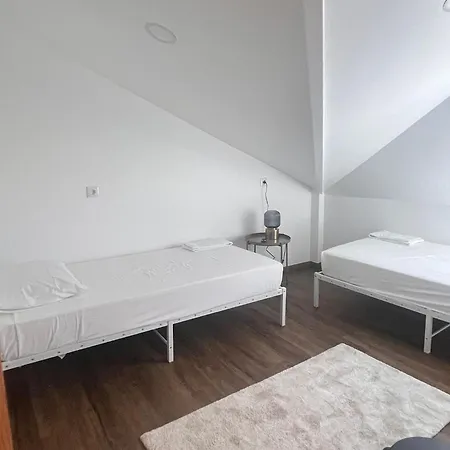 Apartamento Alojamentos Dp *